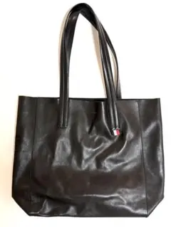TOMMY HILFIGER エンボストートバッグ ブラックのサムネイル