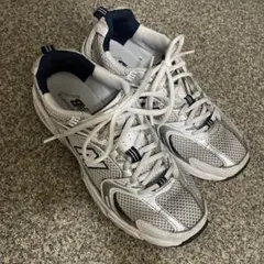 New Balance スニーカー シルバー530のサムネイル