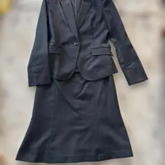 ブラックスーツセット（ジャケット・スカート）