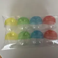 ガチャガチャ　空　カプセル