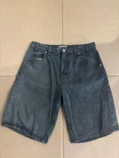 huf デニムショートパンツ サイズ32のサムネイル