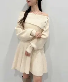 NICE CLAUP オフショルプリーツニットワンピース