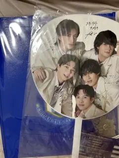 M!LK アップグレードグッズ EBiDAN THE LIVE 2026 うちわ - メルカリ