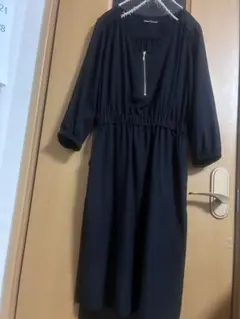 ⭐︎アーバンリサーチ⭐︎黒＊ミドル丈ワンピース＊美品
