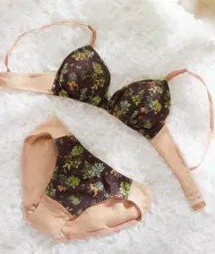 Item thumbnail for item 16d8c221-ee36-4c62-908f-04343e2e0c6e