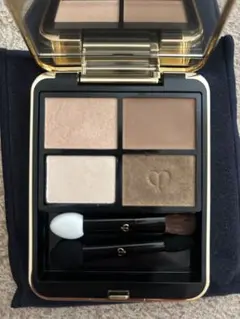 クレ・ド・ポー ボーテ オンブルクルールクアドリ 2 Beach Pebbles