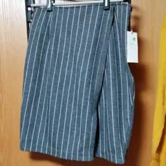 新品タグ付き　アースミュージック　スカート　タイトスカート　膝上スカート