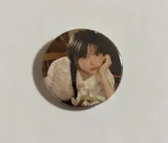 LE SSERAFIM カフェ 缶バッジ ウンチェ