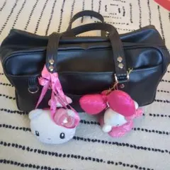 ゆ*う様 黒のショルダーバッグ ハローキティ付き