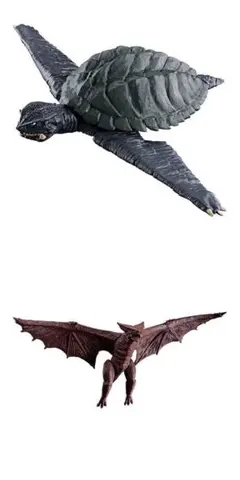 HGガメラ 壱弍　ギャオス 1995飛行形態　ガメラ1996飛行形態