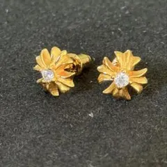 新品未使用】高品質⭐️フラワーモチーフ ピアス ラージ 即日匿名配送 