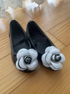 子ども フォーマルシューズ 19cm ブラック 花飾り 発表会 入学式