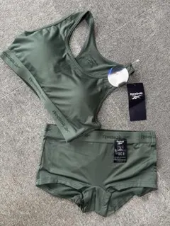 《Reebok》スポーツブラ ショーツ セット　 Mサイズ［626GR］のサムネイル