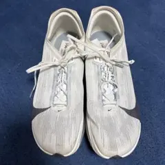 ナイキストリークフライ2 25.5cm