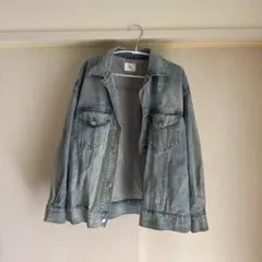 グレー デニムジャケット 長袖 ポケット2つ