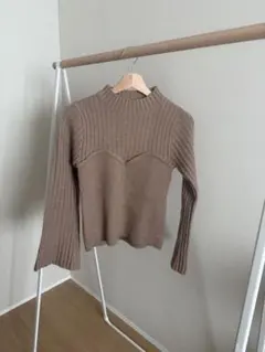 美品 しまむら リブ編みハイネックセーター ブラウン