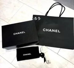 CHANEL 「鏡、アイライナー、リップ、ラッピング箱、リボン」 CHANEL 「鏡、アイライナー、リップ、ラッピング箱、リボン」 - メルカリ