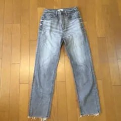 Item thumbnail for item 25855836-7712-40db-8727-67b49f295759