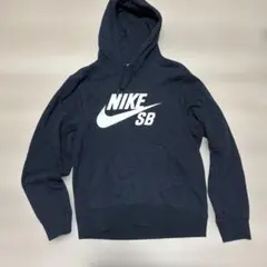 Nike SB ブラックパーカー Sサイズのサムネイル