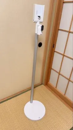ダイソン　ホワイト 　純スタンド　ほぼ新品 ダイソン用スタンド 掃除機スタンド スティッククリーナー 掃除