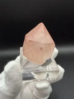 ピンクアゼツライト 虹入り フリーフォームポイント 170g 台座付き