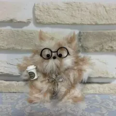 【27】モールドールキーホルダー　チャーム　まじめねこ