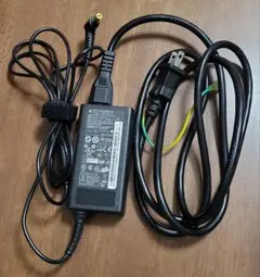 Delta Electronics ADP-65VH B