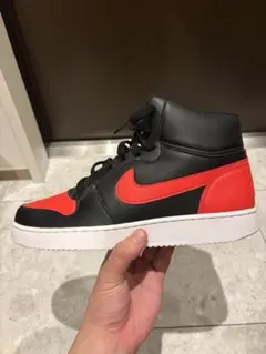 NIKE スニーカー ブラック レッド