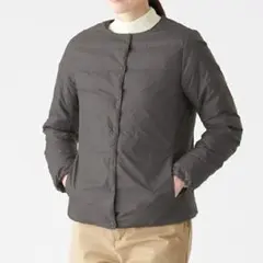 無印良品　MUJI ノーカラーブルゾン　ダウン　Sサイズ　新品タグ付　即購入可能