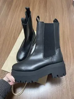 Item thumbnail for item 3f94c662-b0cc-4ebd-99a1-3a8af1ba3620