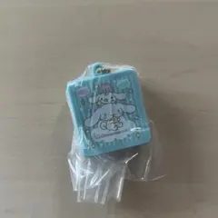 サンリオキャラクターズ　クッキー缶チャーム　シナモロール　シナモン