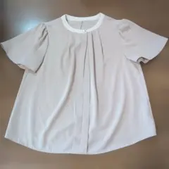 TRUDEA ブラウス Mサイズのサムネイル