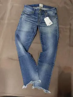 Ungridフレイドヘムストスリ