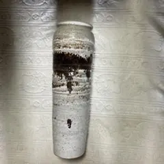 陶器の花瓶 白と茶色のグラデーション