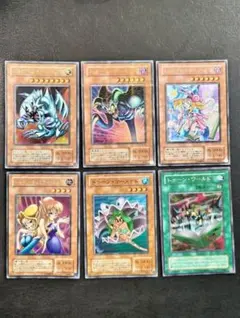 遊戯王 トゥーン セット　おまけ付き　青眼の白龍　デーモン　マジシャン　二期