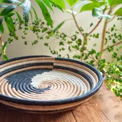 アフリカ・ルワンダのバスケットE