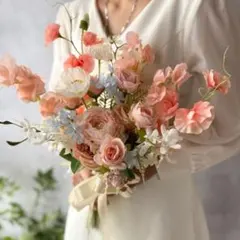 アプリコットピンク×水色クラッチブーケ☆ブートニア