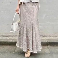 未使用　23ss　異素材　マーメイドロングスカートラメ　レース　花柄　リボンひも