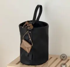 りす様専用】ohga レザー巾着 バッグ ドローストリングバッグ ブラック