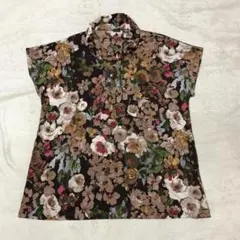 【匿名配送】SPIGA スピーガ 花柄総柄 フレンチスリーブシャツ ワイヤー襟のサムネイル