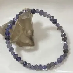 最終のお値下げ《Thida stone》 アイオライト カットブレス5〜6ミリ