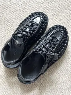 お値下げ中！KEEN ✴︎UNEEK PREMIUM LEATHER 36