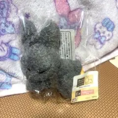 タイトーくじ ブルーナアニマル マスコットバッジ うさぎ ボールチェーン付き