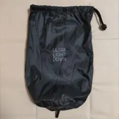＊ユニクロ ウルトラライトダウン 収納袋 大きめ 袋 ブラック 黒