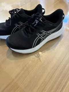 ASICS ランニングシューズ ブラック23.0サイズ