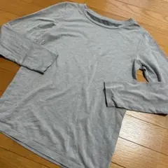 ユニクロヒートテック極暖150サイズ　グレー