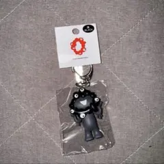 黒ミャクミャク　立体PVCプレート付キーホルダー