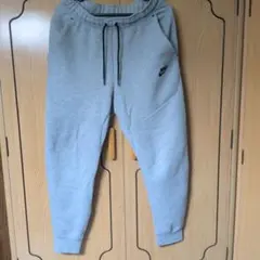 Nike テックフリース　S