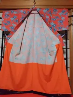 【美品】椿 普段着 お稽古着 オレンジと青の花柄着物