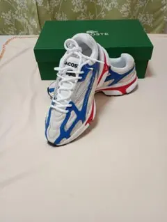 LACOSTE スニーカー 6.5 ホワイト/ブルー/レッド